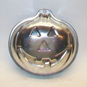 Pumpkin Cake Pan or Jello Mold, Halloween Thanksgiving